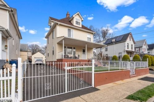 705 6th St, Plainfield, NJ 07062-1801