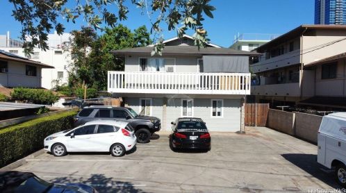 735 Birch St, Honolulu HI  96814-2908 exterior