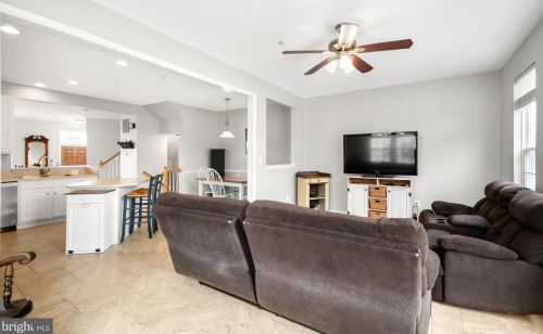 9 Wash House Cir, Middletown MD  21769-7741 exterior