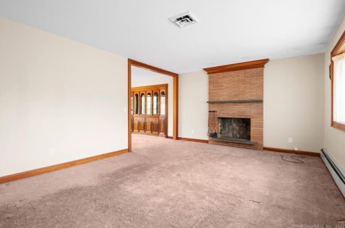 1510 Sullivan Ave, Wapping CT  06074-2711 exterior
