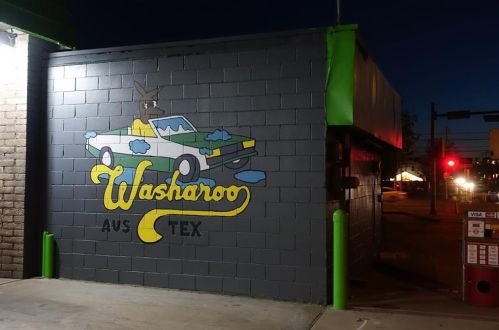2413 9th St, Austin TX  78702-3533 exterior