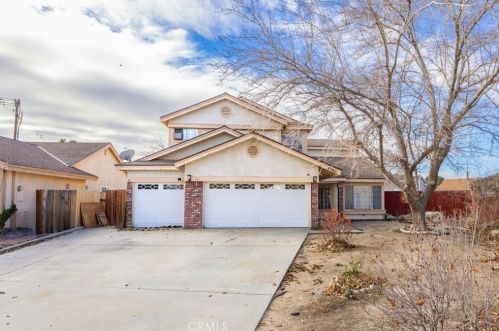 43611 Carefree Ct, Lancaster, CA 93535-5608