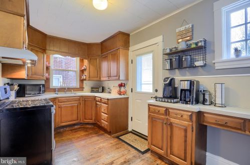 309 Rider Ave, Lancaster PA  17603-4832 exterior