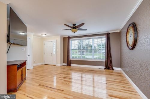 20 Nansfield Dr, Harpers Ferry WV 25425-3198 exterior