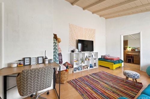 6080 Morey Way, Riverside, CA 92509-4210