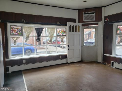 1813 19 St, Philadelphia PA  19146-1438 exterior