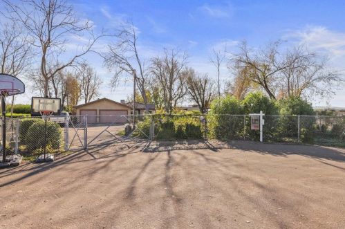 22797 Cozy Ct, Tracy, CA 95304-9553