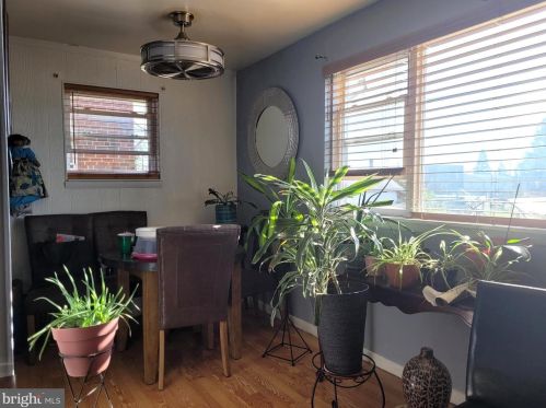 8202 Ditman St, Philadelphia PA 19136-2814 exterior