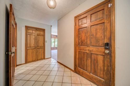 5055 Shore Dr, Conyers GA  30094-4711 exterior