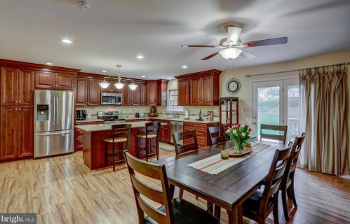 1843 Spring Ridge Ln, Lancaster PA  17603-6794 exterior