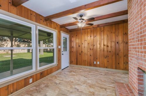 2200 Mcewen Ct, Fort Worth TX  76112-7927 exterior