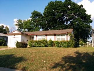 12102 Schroeder Rd, Dallas TX  75243-3649 exterior