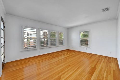 1203 40th St, Austin TX  78756-3612 exterior