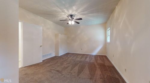 5858 Pinetree Ln, Rex GA 30273-1319 exterior