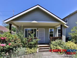 8325 Bliss St, Portland, OR 97203-1175