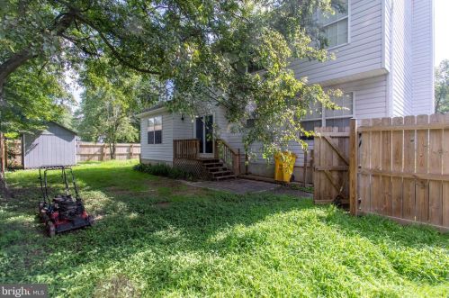 1178 Holly Ave, Shady Side MD 20764-9550 exterior