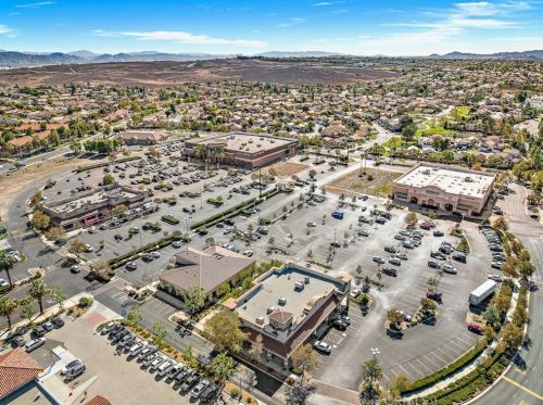7631 Canberra Way, Riverside CA  92508-6067 exterior