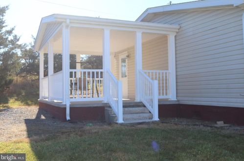 120 Dewey Dr, Maysville WV  26833 exterior