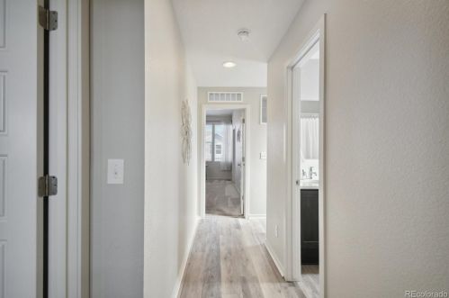 4627 Crestone Peak St, Denver CO  80601-4627 exterior