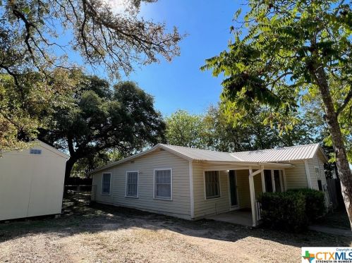 505 Avenue, Morgans Point, TX 76513-3917