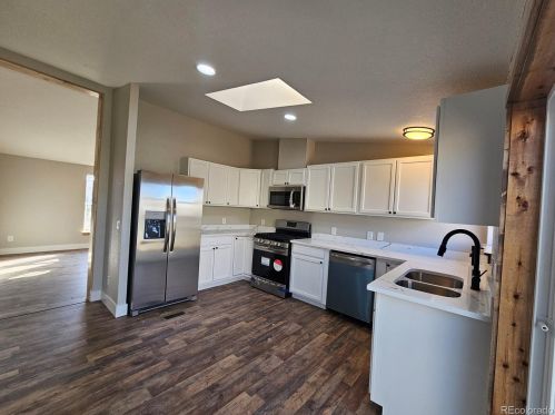 215 Valdai St, Denver CO  80603-5770 exterior