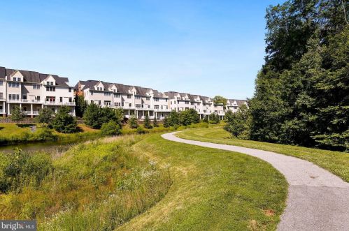 8810 Gunston St, Fulton MD  20759-2308 exterior