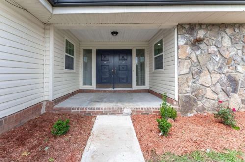 3349 Old Atlanta Rd, Suwanee GA  30024-1103 exterior