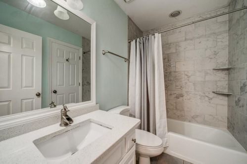 10 Frst Rdg Ct, Atlanta GA  30350-1802 exterior