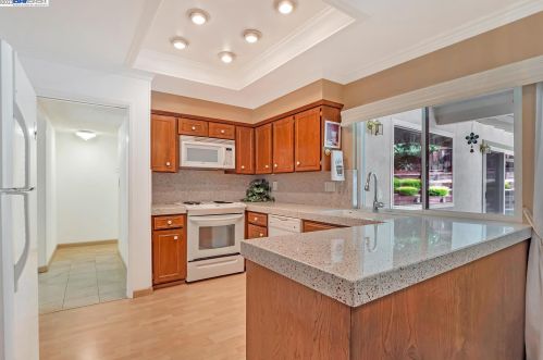5132 Springdale Ave, Pleasanton, CA 94588-3643