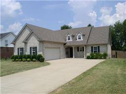 415 Forrest Pointe Dr, Murfreesboro, TN 37130-5076
