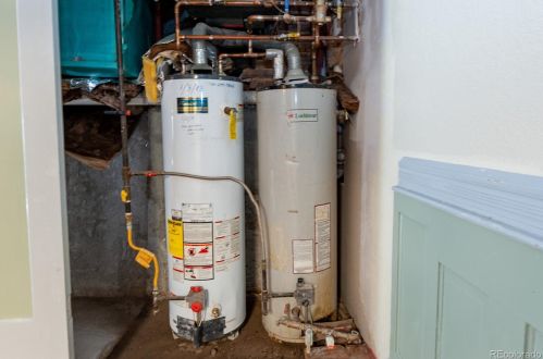 245 4 Ave, Denver CO 80203-4007 exterior