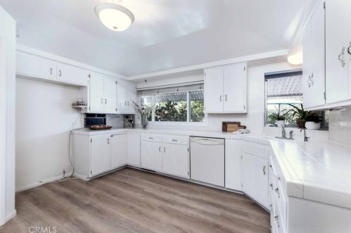 1547 El Miradero Ave, Glendale CA  91201-1203 exterior