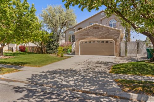 5528 3800, Roy, UT 84067-8114
