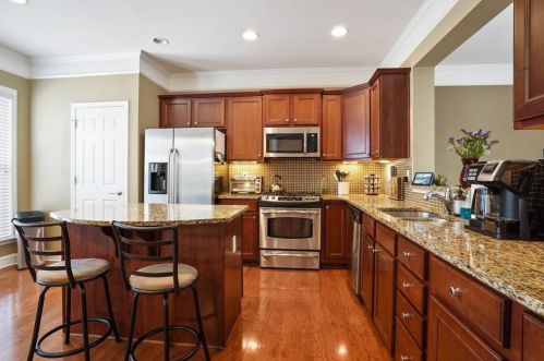 4917 Colchester Ct, Atlanta, GA 30339-9002