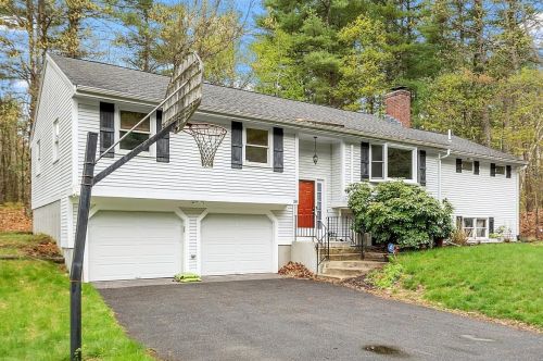 38 Whitford Rd, Nashua, NH 03062-1463
