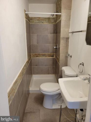 703 State St, Trenton NJ 08609-2008 exterior