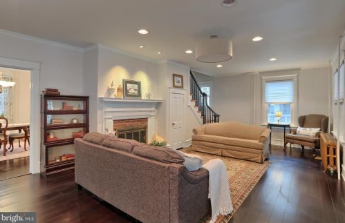 638 State St, Lancaster PA  17603-2641 exterior