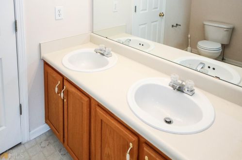 6845 Bells Lndg Cv, Rex GA 30273-2264 exterior