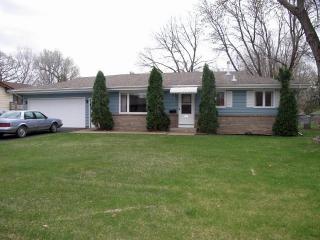 7433 Concerto Curv, Minneapolis, MN 55432-3206