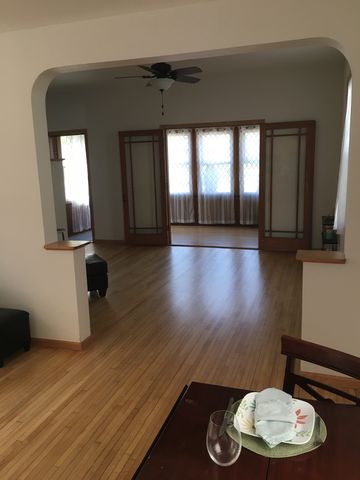 6 Riverside Ave, Melrose, MN 56352-1172