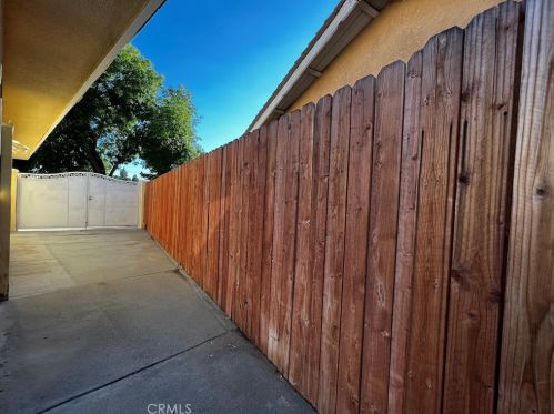7165 Peralta Pl, Riverside CA  92509-6339 exterior