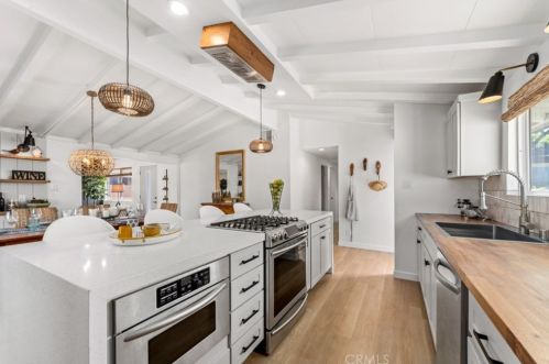 2105 Alden Ave, Anaheim CA  92806-4502 exterior