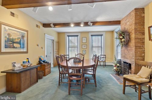 515 Carlisle St, Hanover PA 17331-2406 exterior