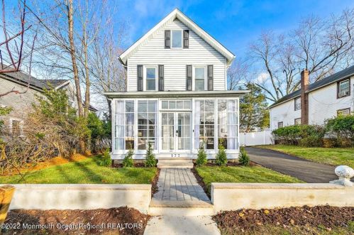 177 Leighton Ave, Tinton Falls, NJ 07701-1315