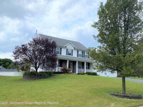 4 Kent Ct, Jackson Twp, NJ 08527-6200