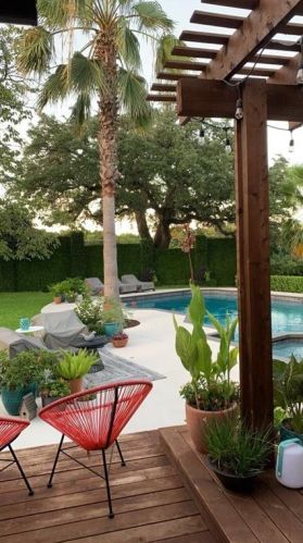 1406 Cardinal Hl Dr, Austin TX  78758-2705 exterior