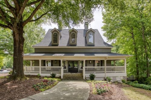10610 Sugar Crest Ave, Duluth GA  30097-7843 exterior