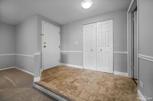 410 Ramblewood Dr, Glendale Heights, IL 60137-6649