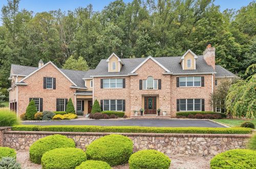 3 Park Ridge Ct, Chester, NJ 07930-3016
