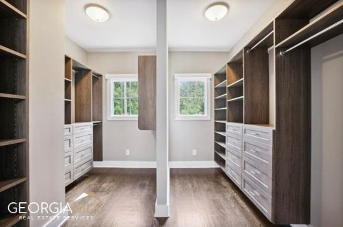 1074 Abington Ct, Atlanta GA  30319 exterior